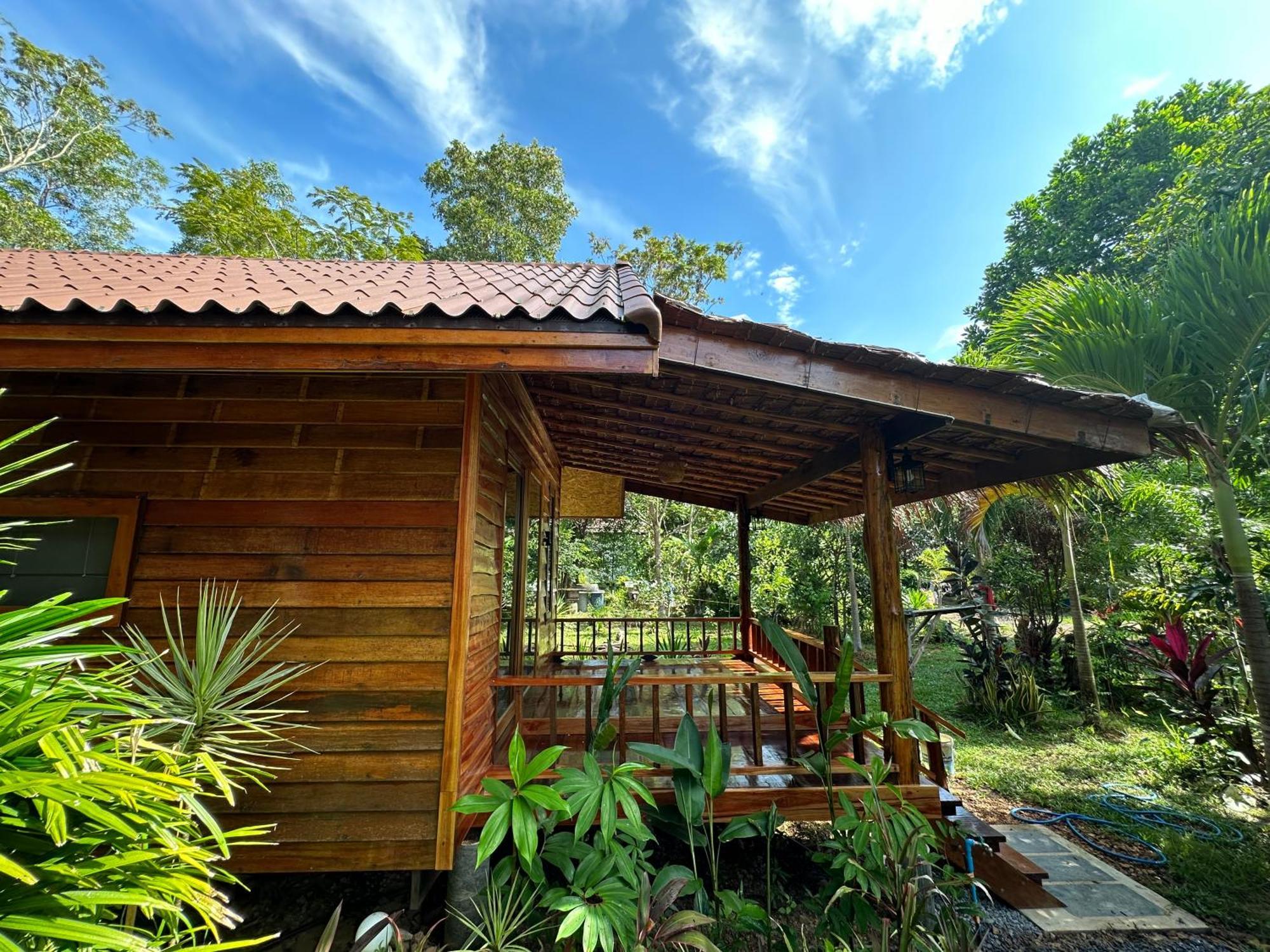 Koh Jum Bungalow & Hostel Экстерьер фото