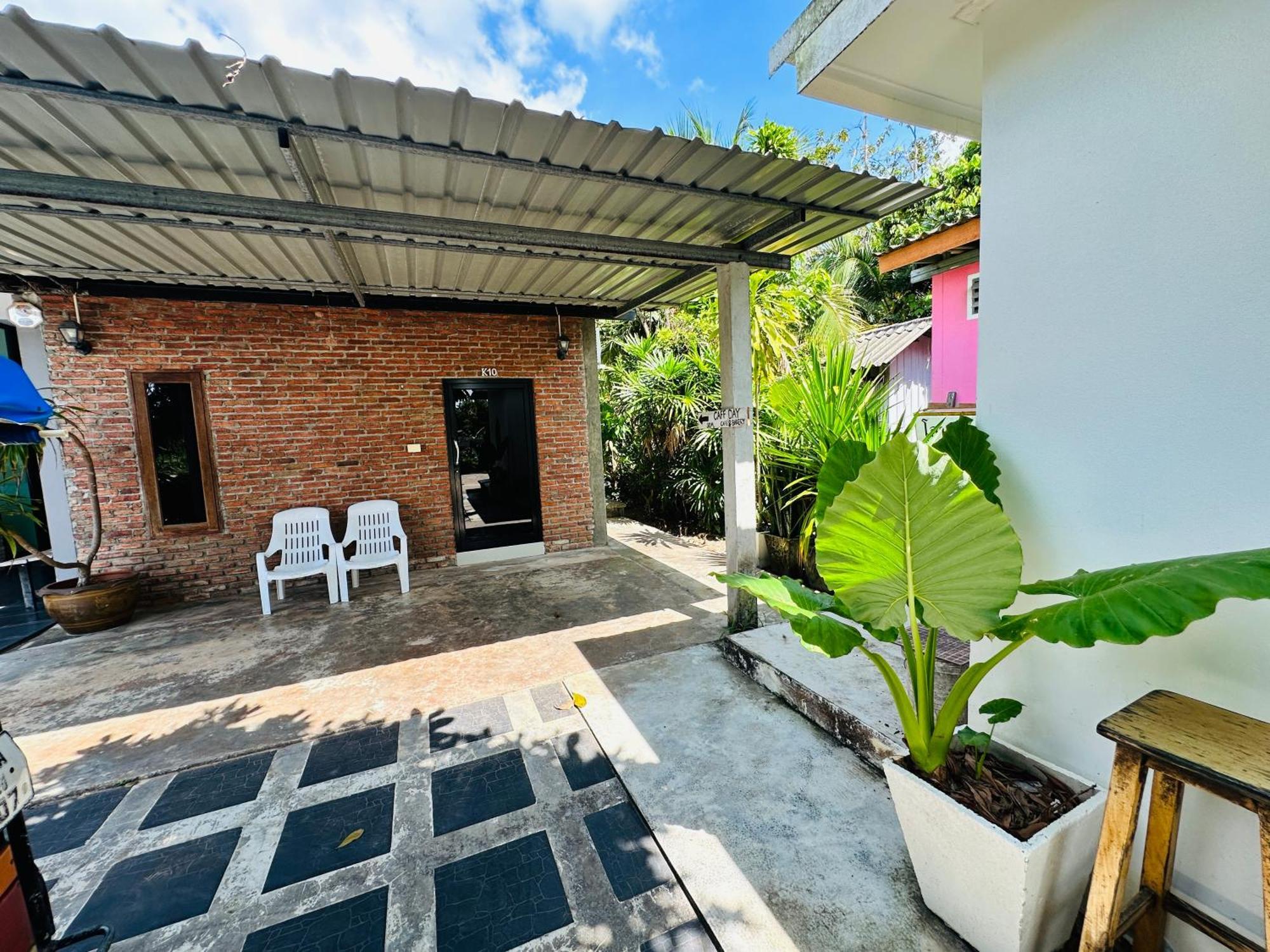 Koh Jum Bungalow & Hostel Экстерьер фото