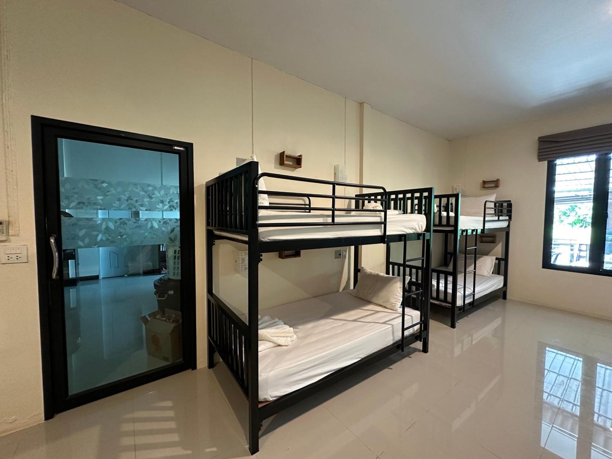 Koh Jum Bungalow & Hostel Экстерьер фото