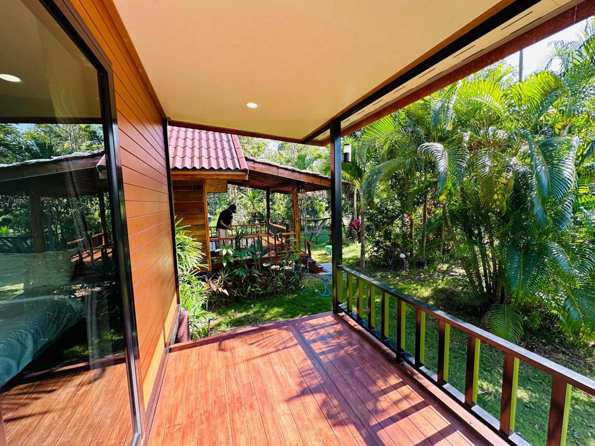 Koh Jum Bungalow & Hostel Экстерьер фото