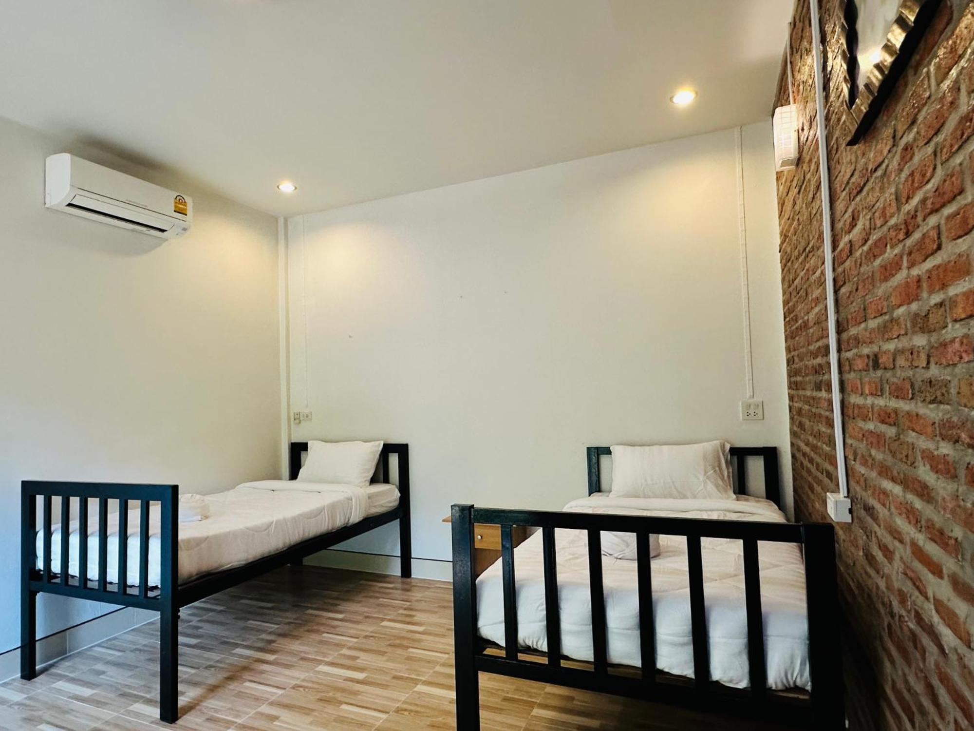 Koh Jum Bungalow & Hostel Экстерьер фото